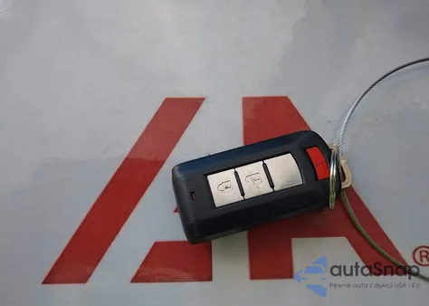 2015 Mitsubishi Outlander Se z USA, uszkodzony, nr VIN JA4AD3A32FZ009140